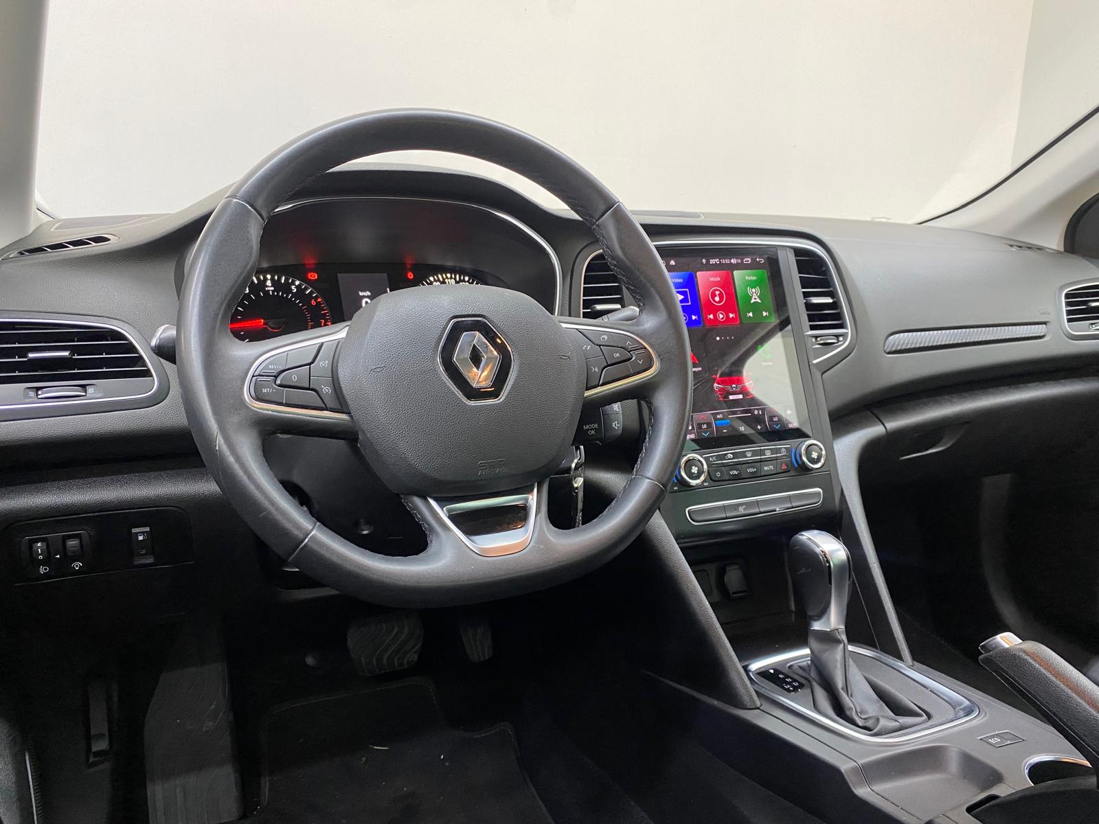 RENAULT MEGANE 24